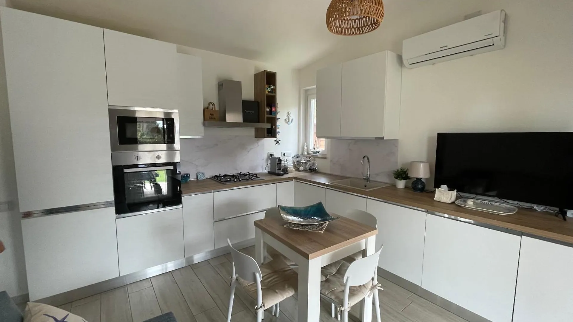 Villa Aurice Ottima Posizione Vicina Al Mare Di 维拉西米乌斯 公寓